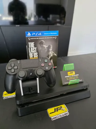 Ps4 slim 1TB Jr games