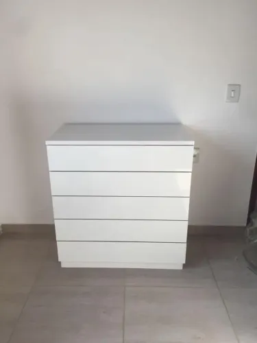 Cômoda 5 gavetas