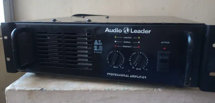 Amplificador Audio Leader 2.0