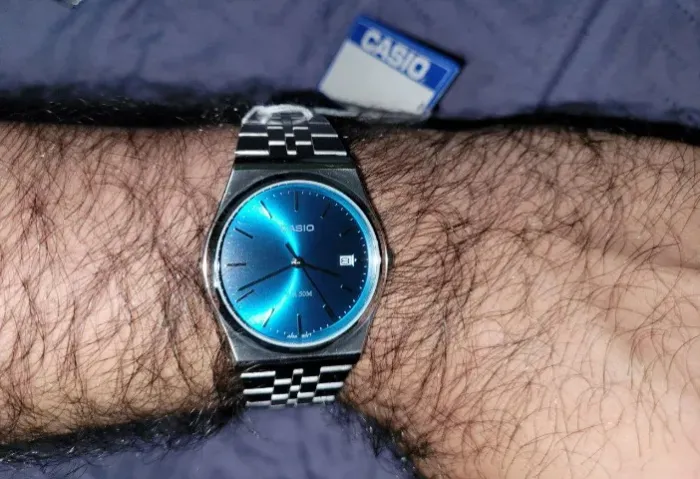 Relógio Casio MTP-B145D - Azul - Sem uso / Impecável