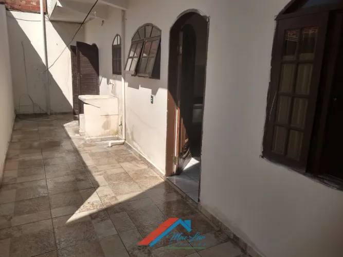 Casa térrea com quintal