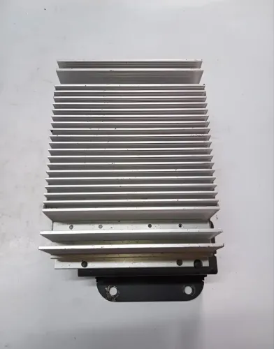 Modulo De Hyundai 963702s001 Amp400lm 61013789 Preto (Usado)