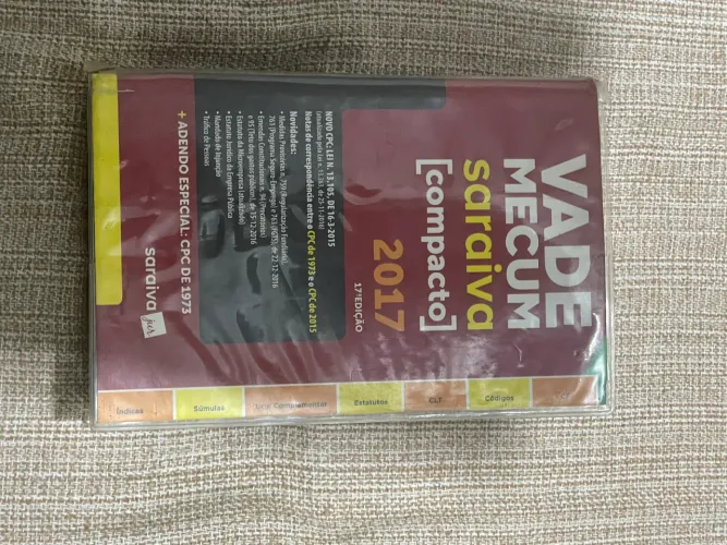 Vade Mecum Saraiva Compacto 2017 - 17ª Edição - Ótima Conservação