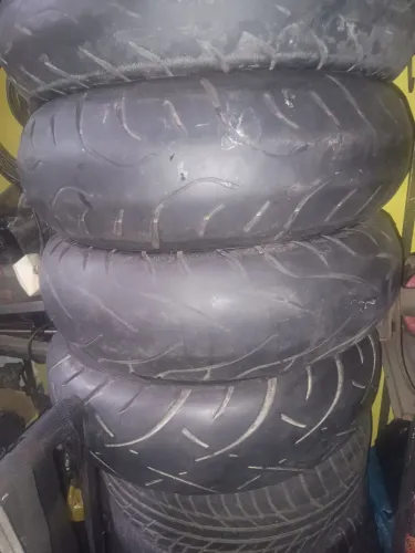 Pneus de moto