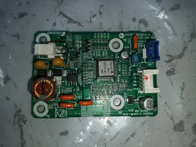 Placa para Evaporadora - LG (EAX67280601)