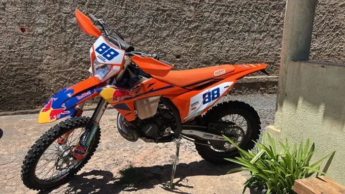 KTM 300 EXC 2025 23 HORAS DE USO