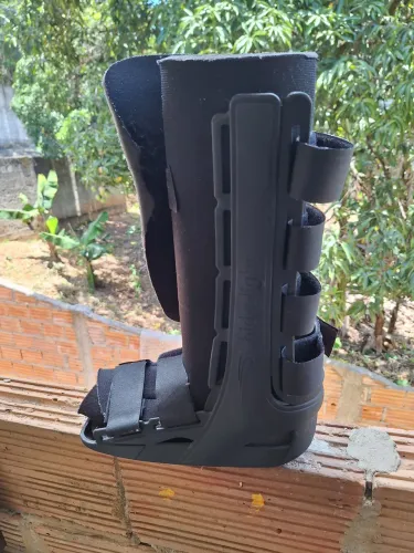 Bota hidrolight tamanho P