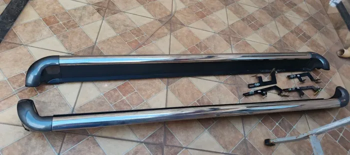 Par estribo Ford maverick lariat
