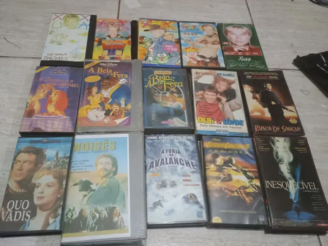 Coleção de Fitas VHS Variadas lote xuxa debi e loide busca sagrenta moises a dama e o vaga