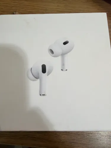 AirPods Pro 2 lightning