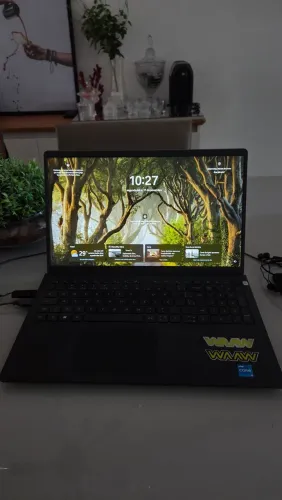 Vendo Notebook Dell Vostro 15 3510 - i5 11ª Geração, 8GB RAM, 512GB SSD