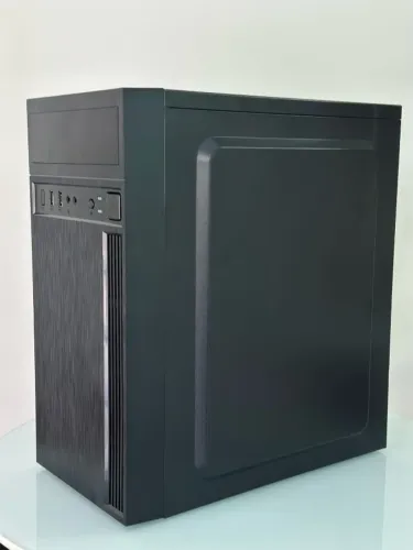 PC GABINETE ATX  Processador i3 - 2100 3.10GHZ  Sistema Windows 11 8GB RAM DDR3  240GB SSD