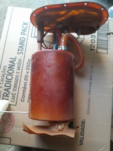 Bomba de combustível palio