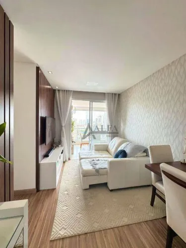 ** BIO TATUAPÉ - Lindo apartamento em andar alto c/ ampla varanda gourmet **