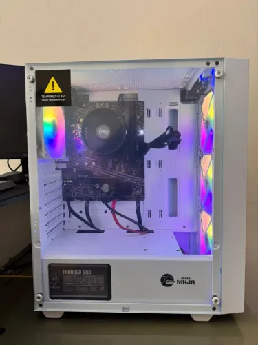 PC Gamer Ryzen 5 5600GT,16GB,SSD240GB