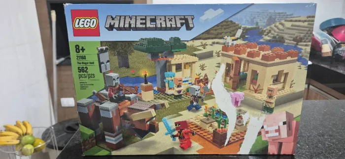 Lego Minecreft O Ataque de Illager 562 peças