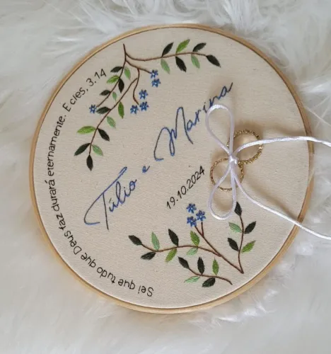 Aliança bordada personalizada para casamento