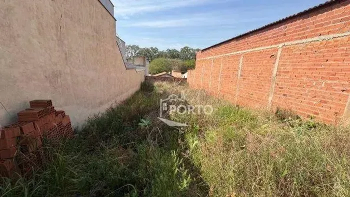 Terreno à venda no Loteamento São Francisco - Piracicaba/SP