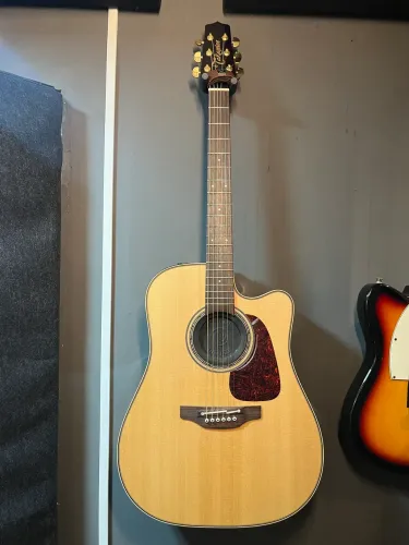 Takamine P5dc-CT4-Dx  Usado poucas vezes