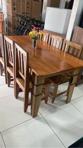 Mesa de madeira