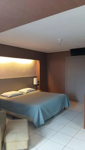 Alugo excelente flat em Petrópolis 