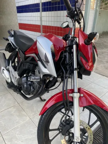 Honda CG Titan 160 FLEX edição especial 40 anos - Extra