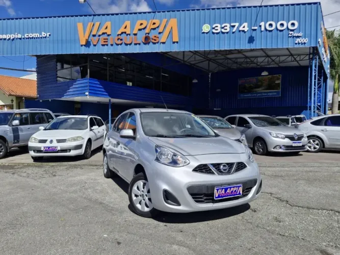 Nissan March S 1.0 12V Flex 5P 2015