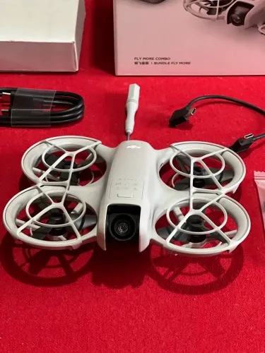 DRONE DJI NEO
