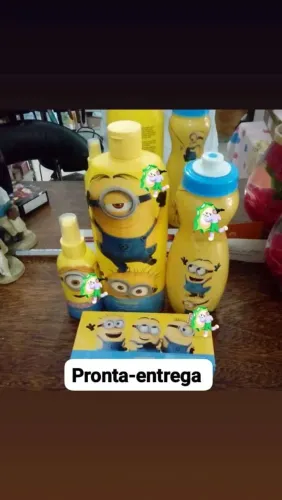 Kit shampoo 2 em 1+body splash +3 sabonete em barra+ Garrafa para água 