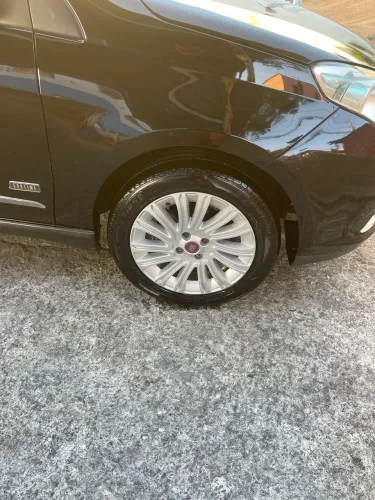 Fiat Grand Siena Attrac. 1.4 EVO F.flex 8V 2014