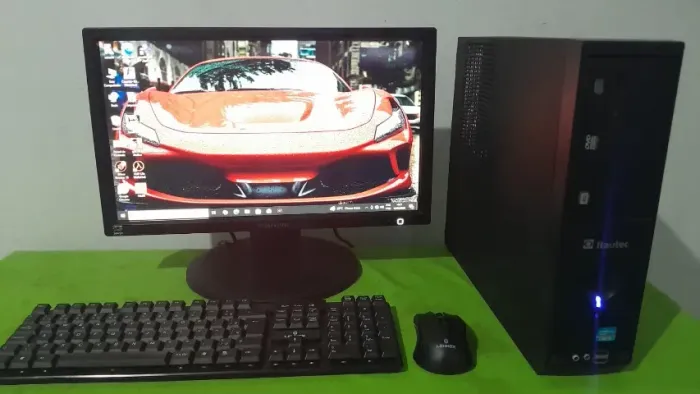 Computador completo i3 2120 ,4 gigas de ram ,Hd de 250 gigas ,Monitor ,+ 470 jogos...