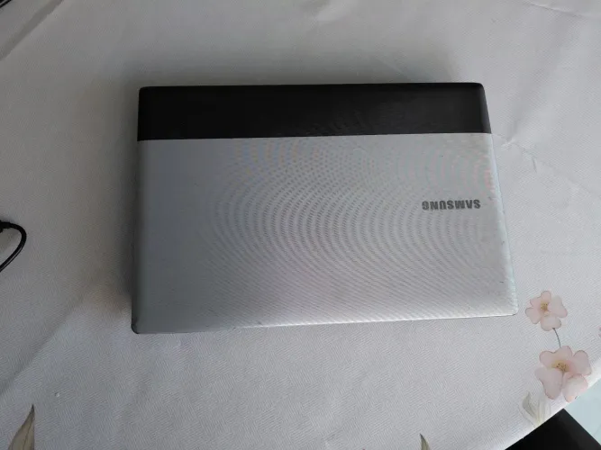 Notebook Samsung RV411
