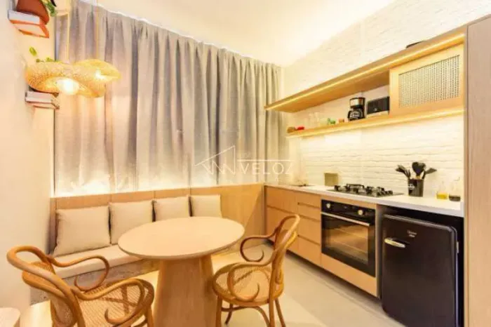 Kitnet/Conjugado - / Residencial / Ipanema