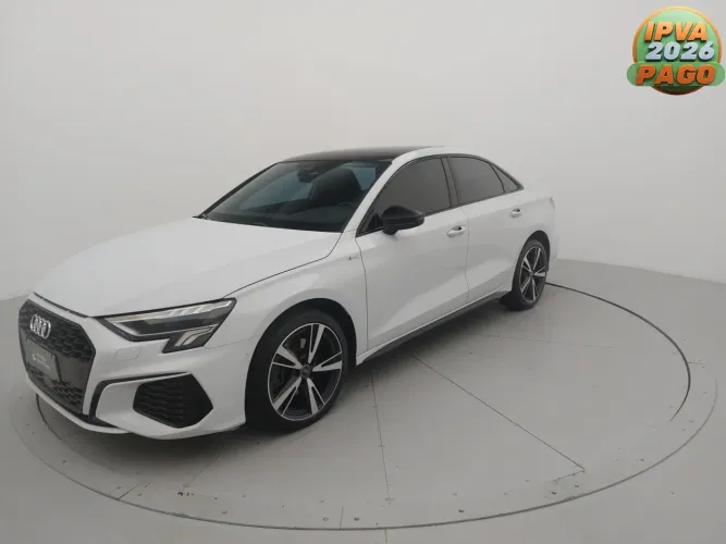 Audi A3 Sed. Perform. Black 2.0 TFSI S-tronic 2024