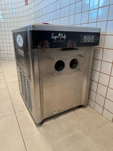 Máquina de sorvete Logrosoft D520s MUITO NOVA