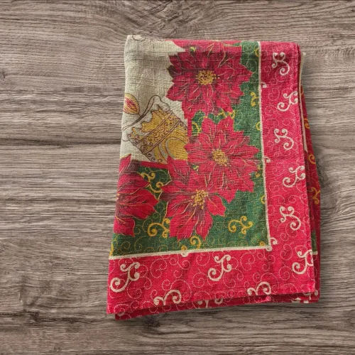 Vendo toalha de mesa padrão natalina 