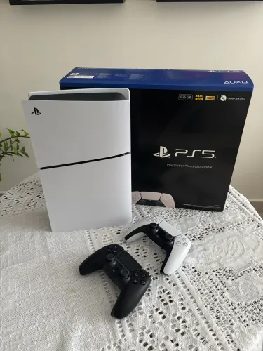 PS5 Slim Versão Digital