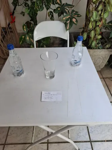 Mesas e cadeiras de bar