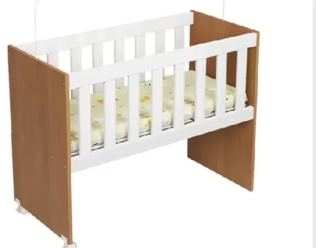 Mini berço acompanha colchão e kit com 6 peças