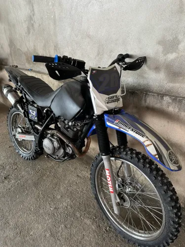 Moto trilha