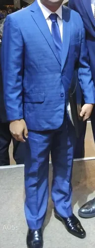 Terno azul,usado apenas 1 vez.