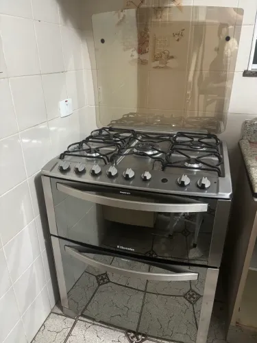 Fogão Electrolux Super Conservado