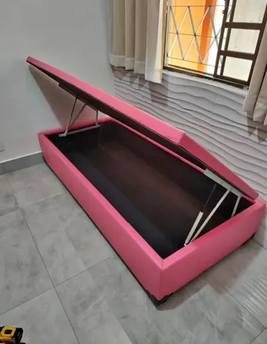 Box solteiro novo