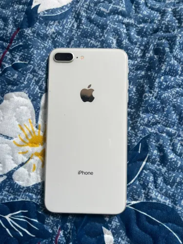 iPhone 8 Plus