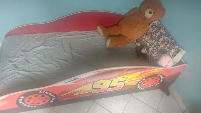 Cama infantil relâmpago Macqueen 