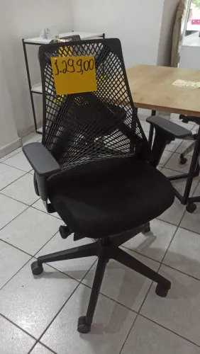 Cadeira executiva em promoção
