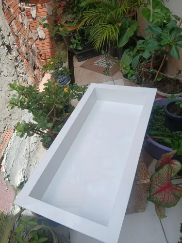 Nicho de porcelanato branco polido 