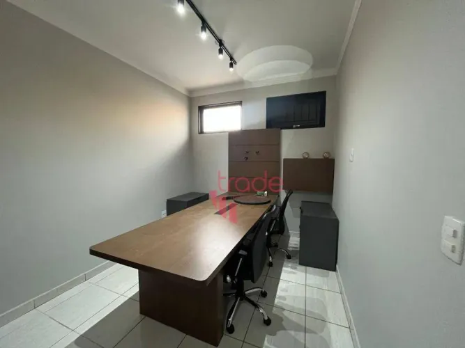 Sala Mobiliada para Alugar de 12m² no Bairro Vila Seixas em Ribeirão Preto com Ar Condicio