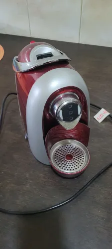 Cafeteira Três Corações Vermelha Usada