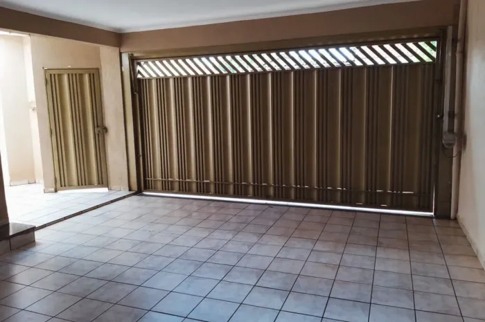 Vendo casa na pratinha